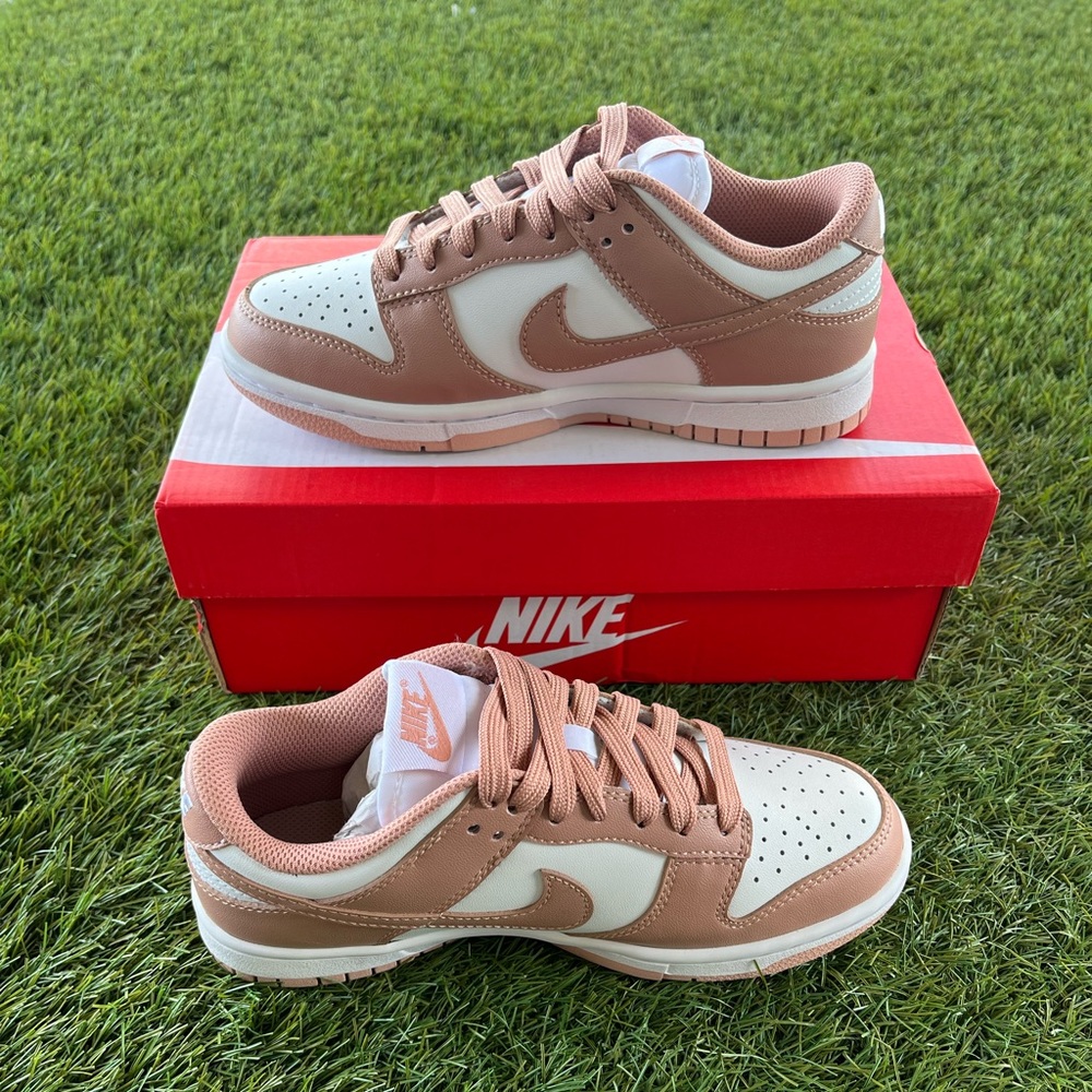 Nike Dunk Low Rose Whisper